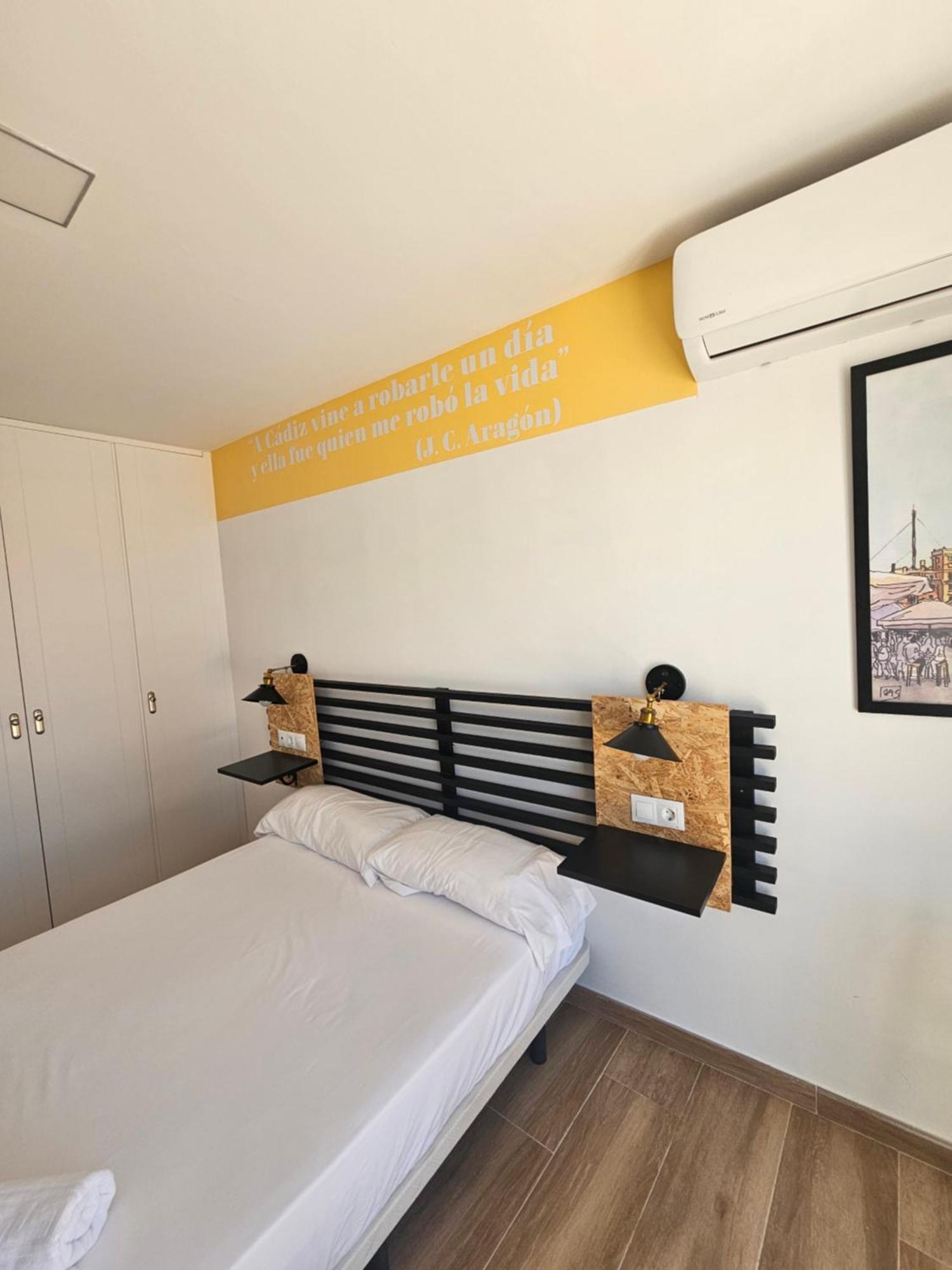 קדיז Apartamentos Plaza Santo Domingo מראה חיצוני תמונה