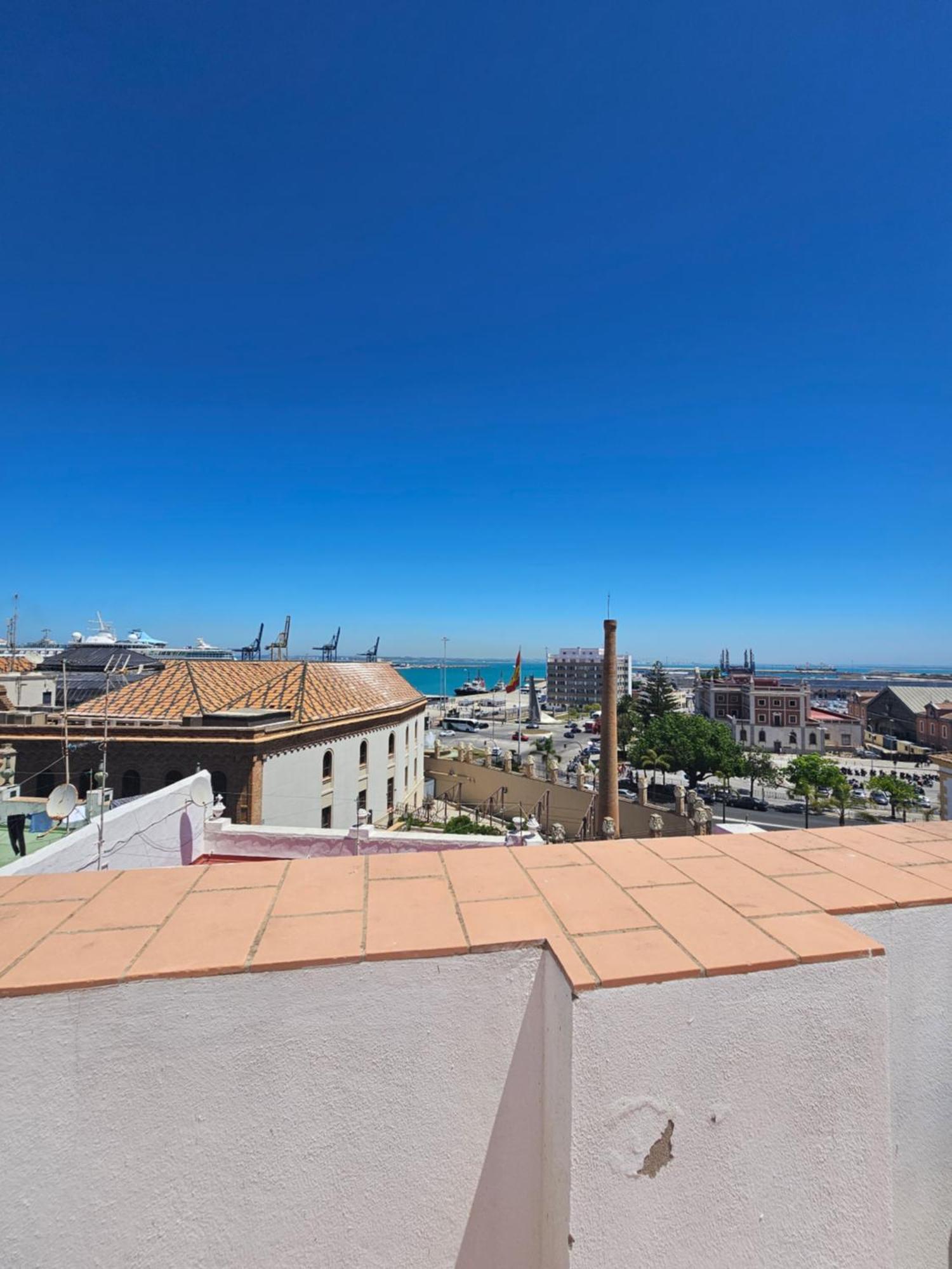 קדיז Apartamentos Plaza Santo Domingo מראה חיצוני תמונה