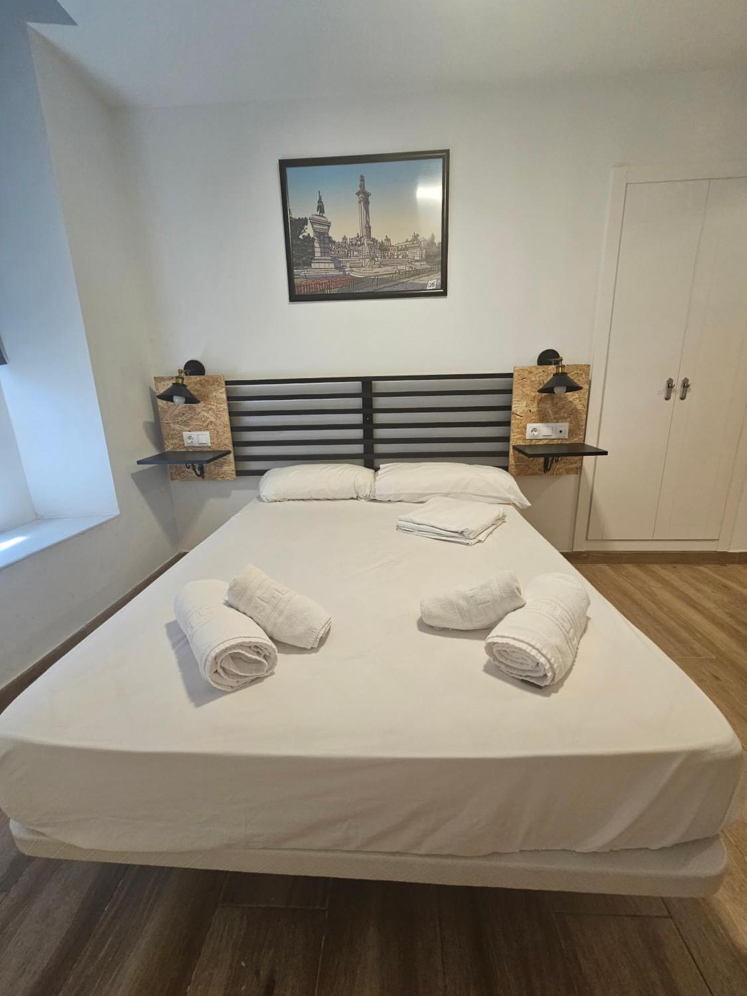 קדיז Apartamentos Plaza Santo Domingo מראה חיצוני תמונה