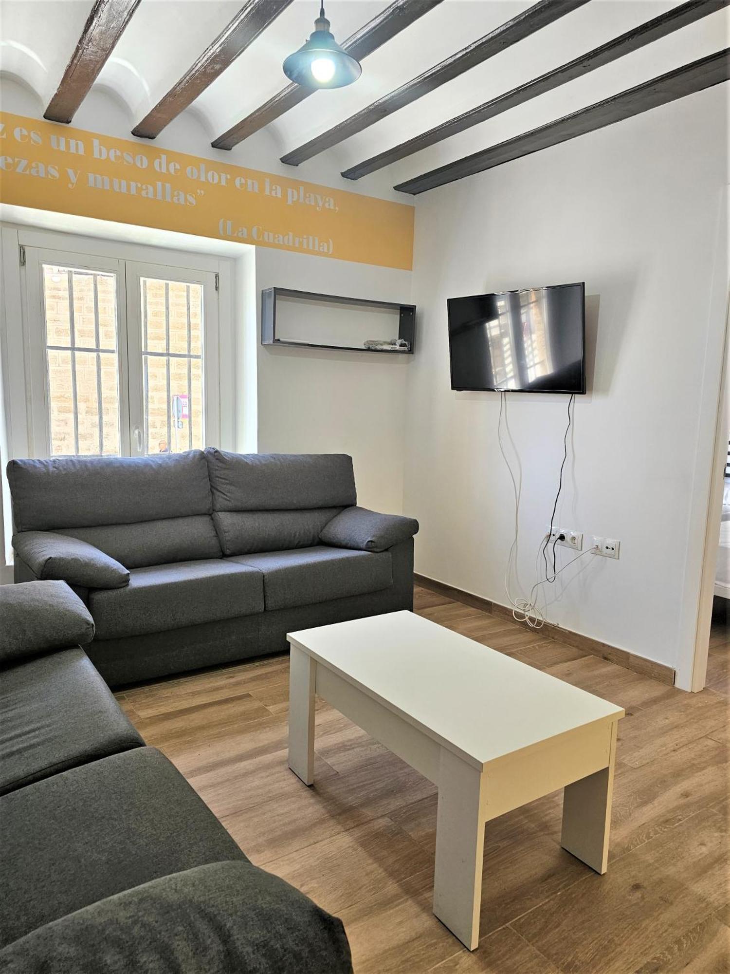 קדיז Apartamentos Plaza Santo Domingo מראה חיצוני תמונה